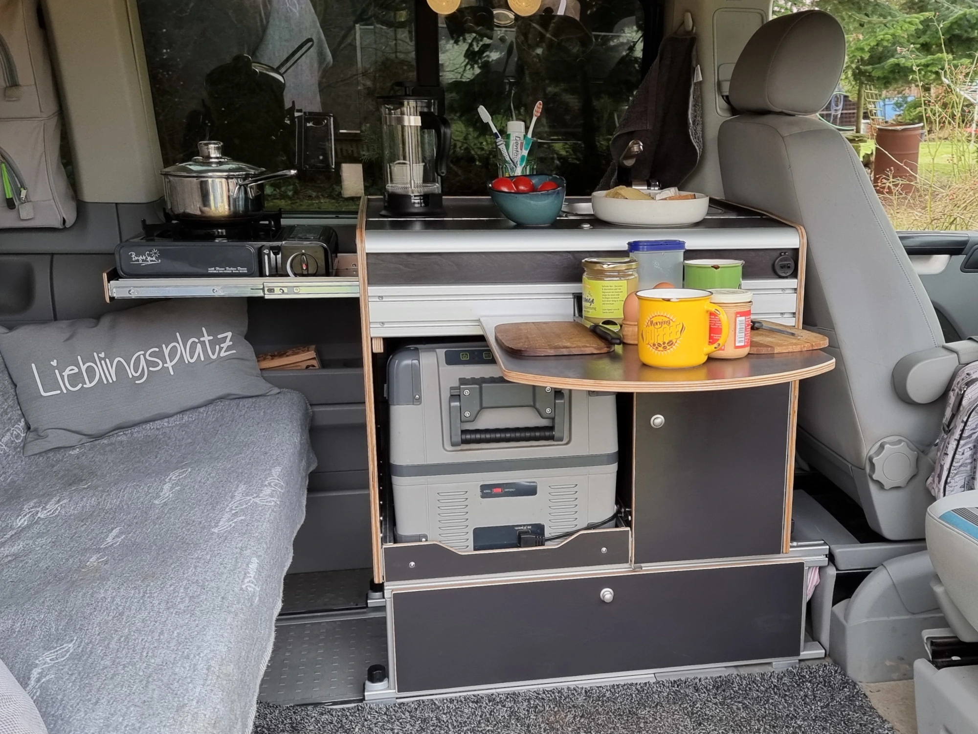 vw t6 california beach küchenmodul dark gray mittenposition